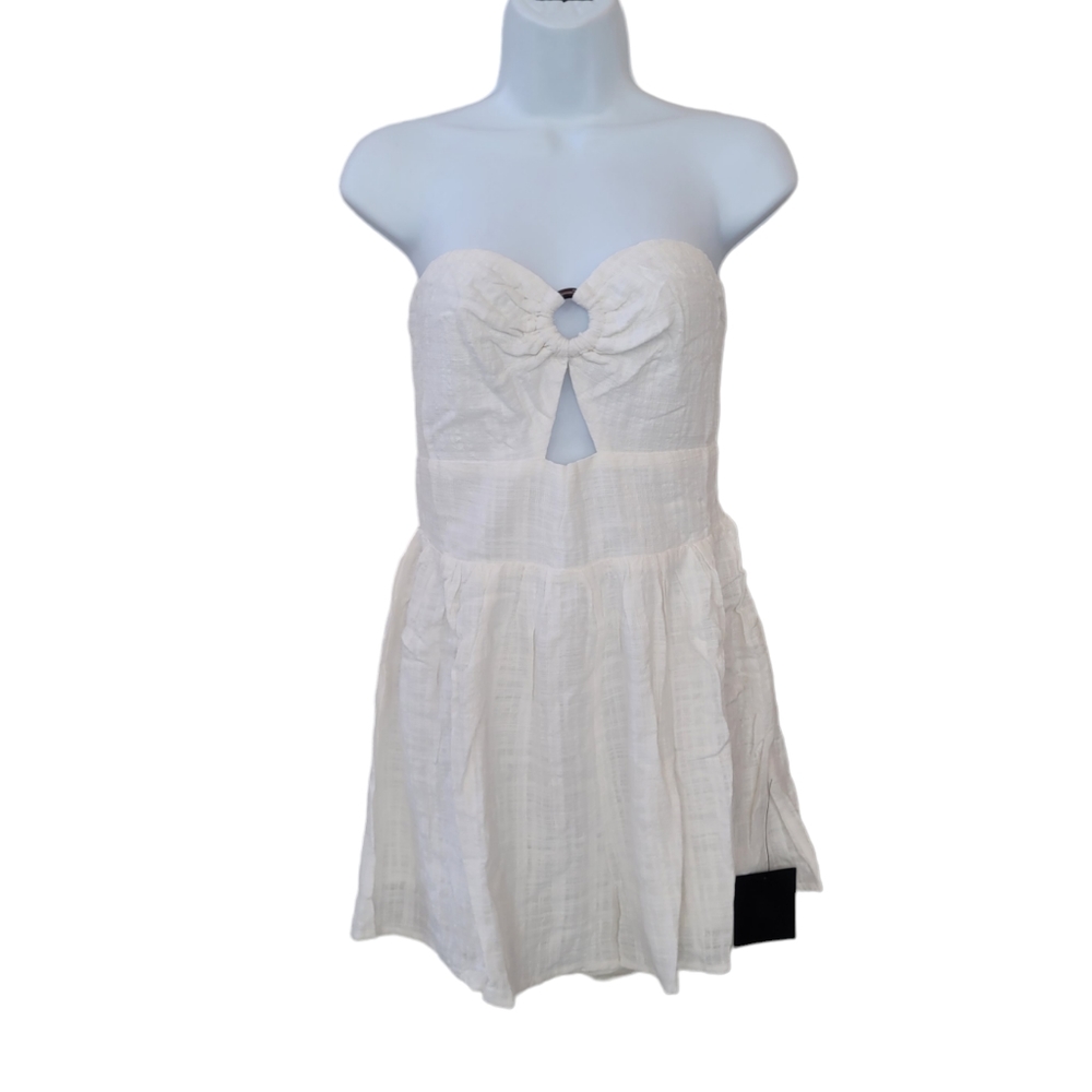 LULU'S White Days of Bliss Plaid Strapless‎ Romper Size L